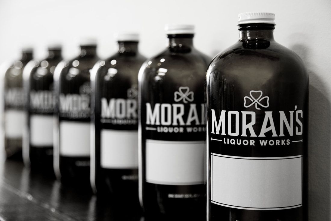 Moran's Liquor Works 32oz Growlers